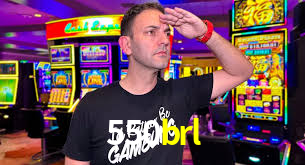 A Ascensão dos Esportes Eletrônicos: Um Novo Paradigma no Entretenimento